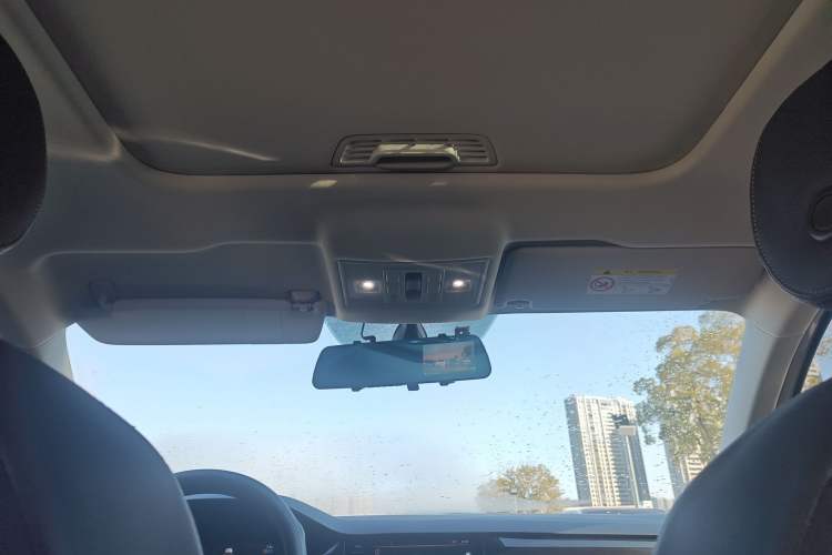 Used Volkswagen Lavida 2021 1.5L Automatic Comfort Edition
