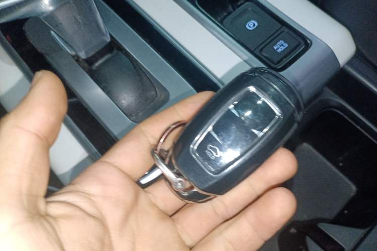 Used Hyundai ix35 2023 Musso 2.0L Deluxe Edition DLX
