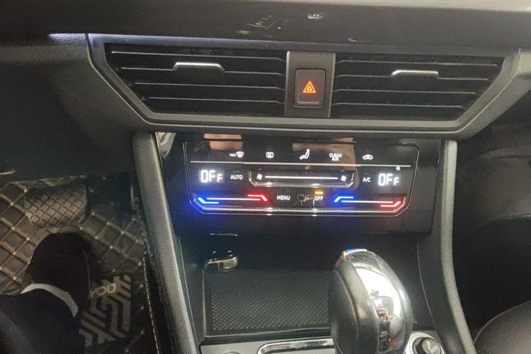 Used Volkswagen Bora 2020 1.5L Automatic Elite Version
