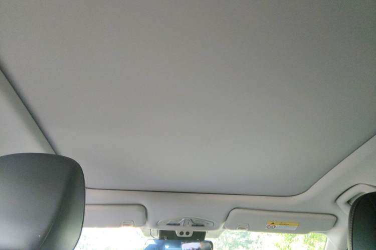 Used GAC Trumpchi EMKOO 2022 2.0T Neutron Star Max Edition
