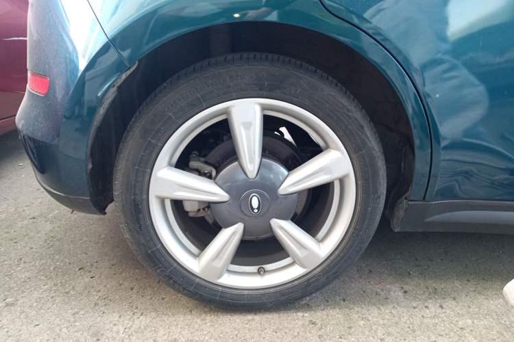 Used ORA Good Cat 2022 Morandi Edition 400km Standard Range Luxury Version Lithium Iron Phosphate
