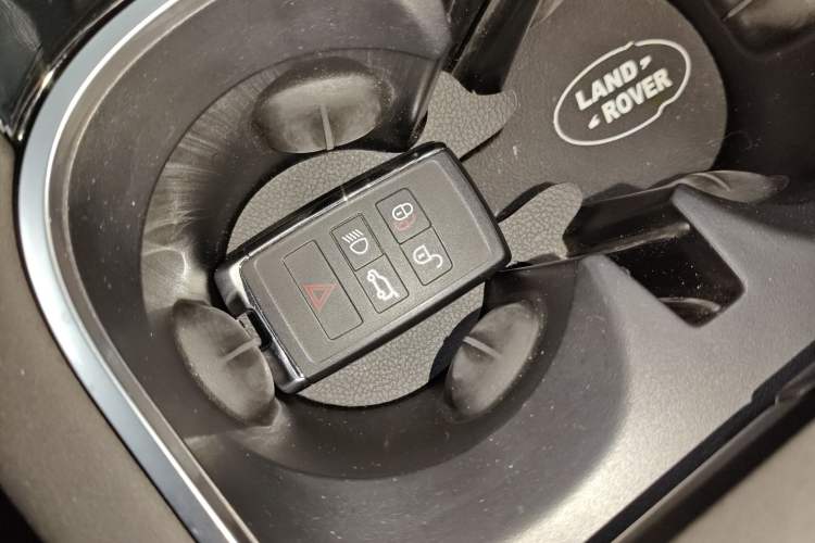 Used Land Rover Discovery Sport 2022 Revised Version 249 PS R-Dynamic S Performance Edition 5 Seats
