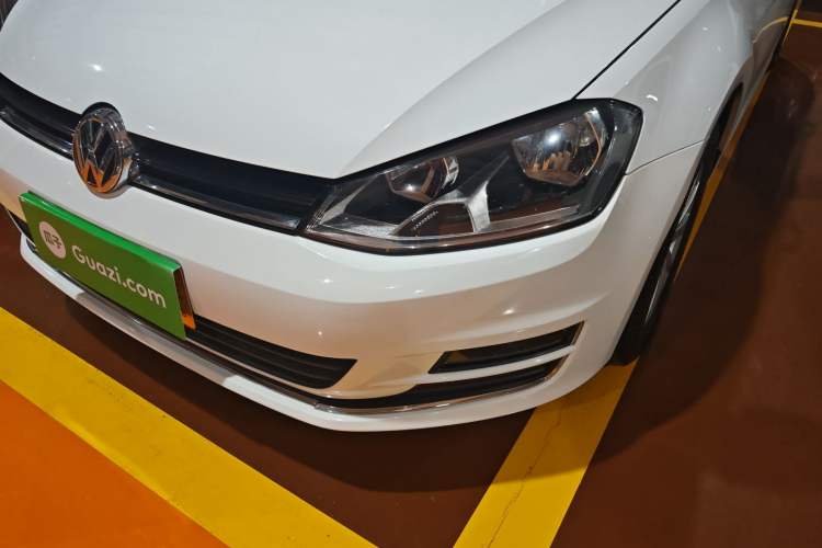 Used Volkswagen Golf 2016 1.6L Automatic Fashion Model