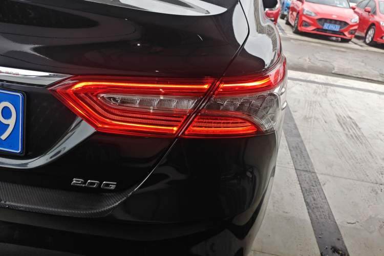 Used Toyota Camry 2021 2.0G Luxury Edition