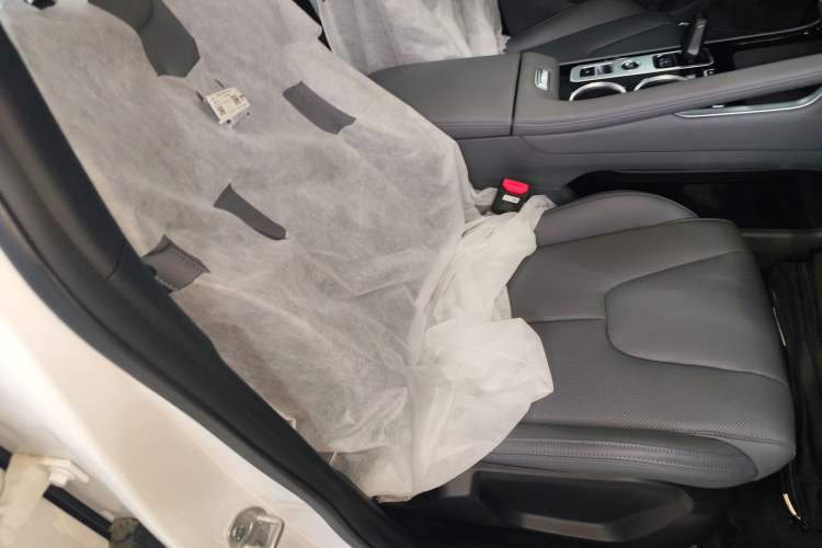 Used Geely Auto Emgrand X7 Sport 2026 Model 1.5TD Aspirational
