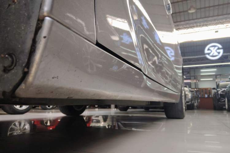 Used Toyota Avalon 2019 Dual-Engine 2.5L Luxury Edition China VI Standard
