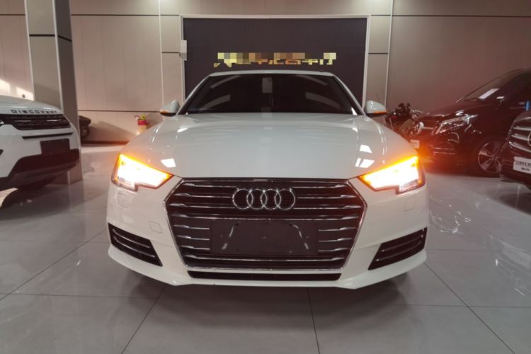 Used Audi A4L 2018 30th Anniversary Edition 40 TFSI Trendy Model
