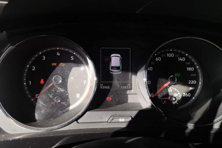 Used Volkswagen Tiguan L 2019 330TSI Automatic Two-Wheel Drive Panoramic Comfort Edition China V Standard
