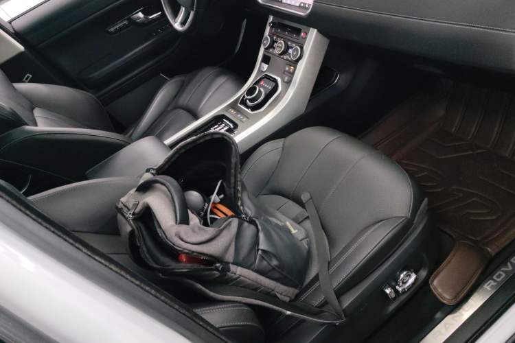 Used Land Rover Range Rover Evoque 2017 2.0T SE PLUS Smart Enjoyment Edition
