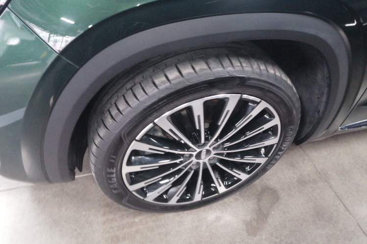 Used Geely Auto Monjaro L 2025 Dongfang Yao 2.0TD Automatic All-Wheel-Drive Wangyue Edition
