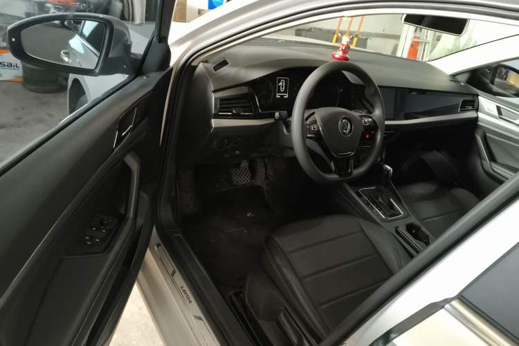 Used Volkswagen Lavida 2018 1.5L Automatic Comfort Edition China V Standard
