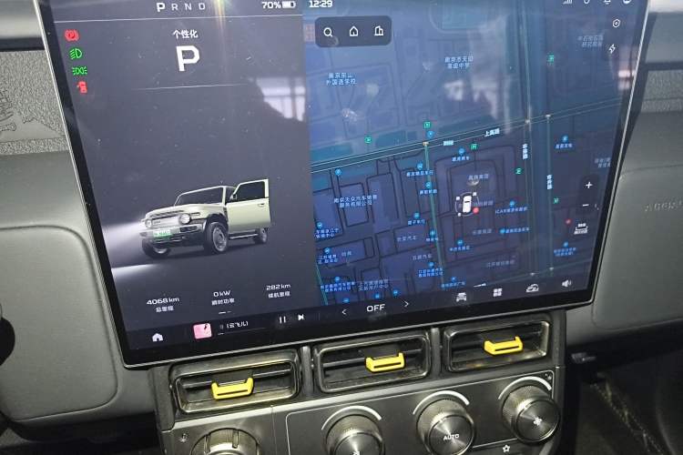 Used  V23 2025 401 Two-Wheel Drive Intelligent Driving Version