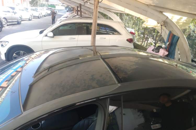 Used  SL03 2023 200Max Range-Extended Version
