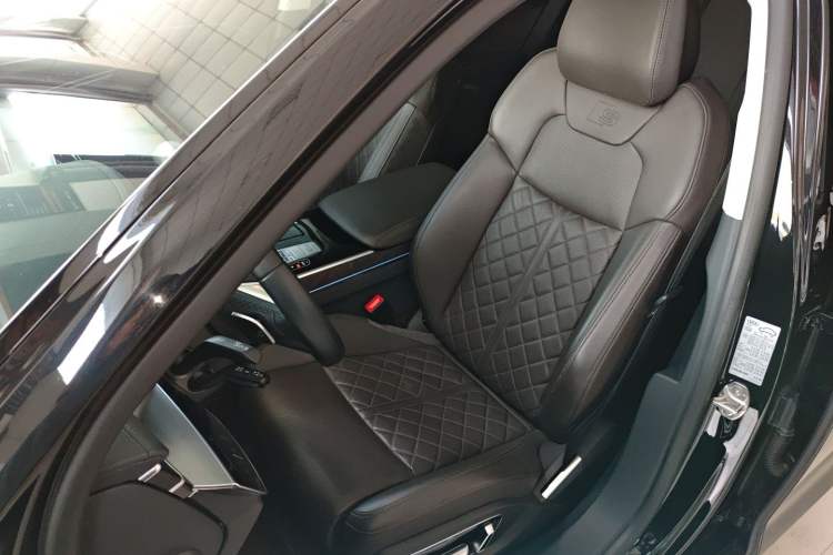 Used Audi A8 2022 A8L 50 TFSI quattro Comfort Edition Collector's Model