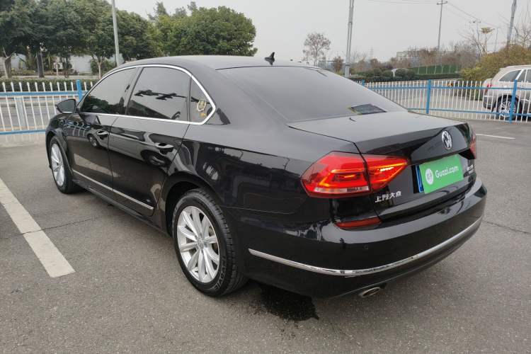 Used Volkswagen Passat 2017 330TSI DSG Luxury Edition
