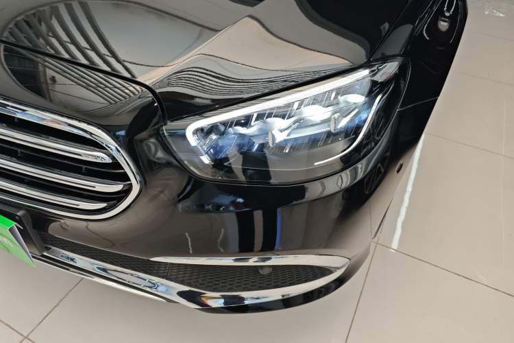 Used Mercedes-Benz E-Class 2023 Facelift E 260 L