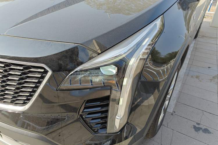 Used Cadillac XT4 2021 28T Two-Wheel Drive Leading Version
