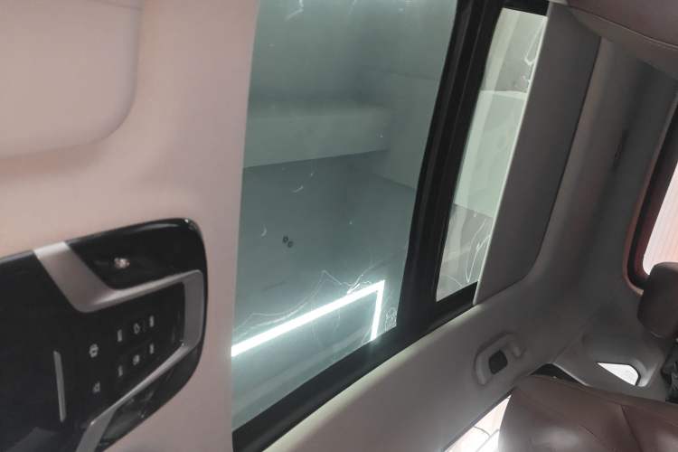 Used SOL QX 2021 300T DCT Prestige Smart Connectivity Version