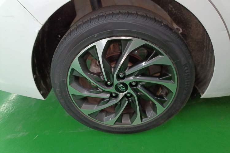 Used Hyundai Elantra 2019 1.5L CVT ZhiXuan – Elite Version