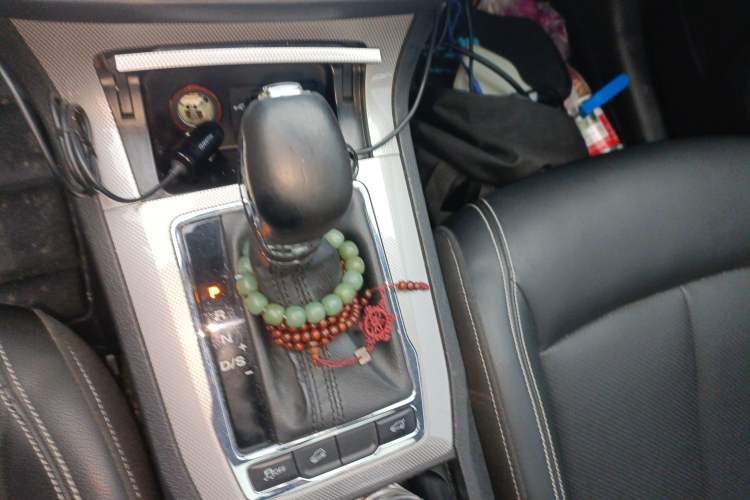 Used Roewe RX5 2018 30T Two-Wheel Drive Automatic Internet Smart Edition