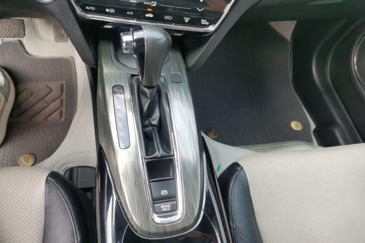 Used Honda XR-V 2015 1.8L VTi CVT Luxury Edition
