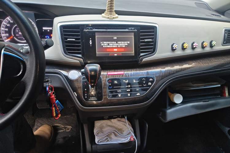 Used Honda Odyssey 2015 2.4L Comfort Edition
