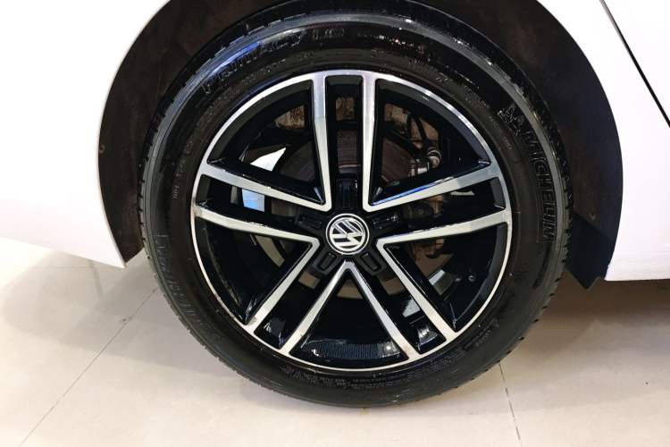 Used Volkswagen Lamando 2019 280TSI DSG Comfort Edition China VI standard
