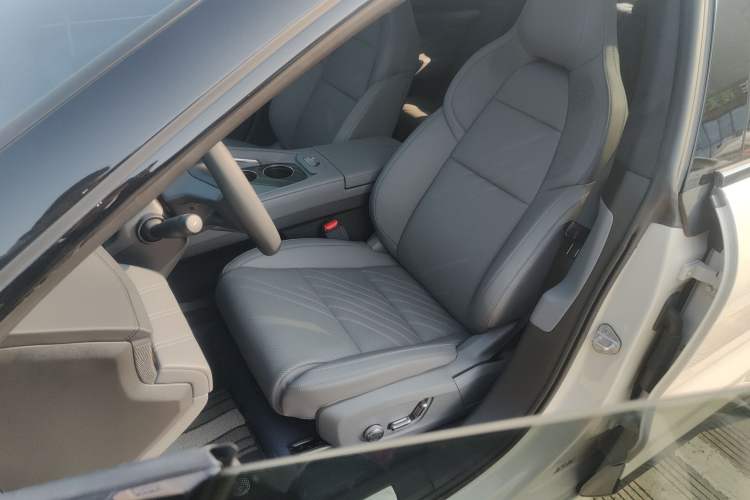 Used Zeekr 001 2025 WE Edition 100 kWh Rear-Wheel Drive