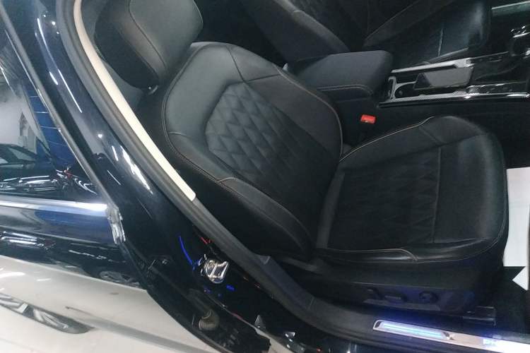 Used Volkswagen Passat New Energy 2019 430 PHEV Hybrid Luxury Edition
