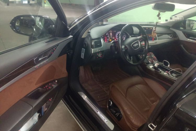 Used Audi A8 2014 A8L 45 TFSI quattro Comfort model
