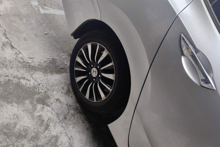 Used Honda Crider 2013 1.8L automatic luxury edition
