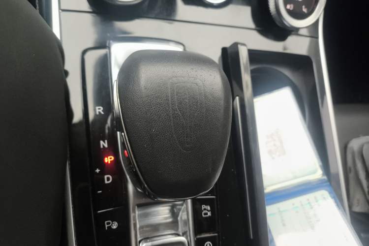 Used Hongqi H9 2020 3.0T Smart Connect Flagship Four-Seat Version
