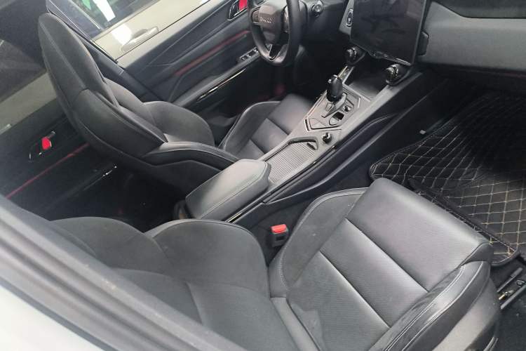 Used Lynk & Co 01 EM-P 2021 1.5TD PHEV Halo
