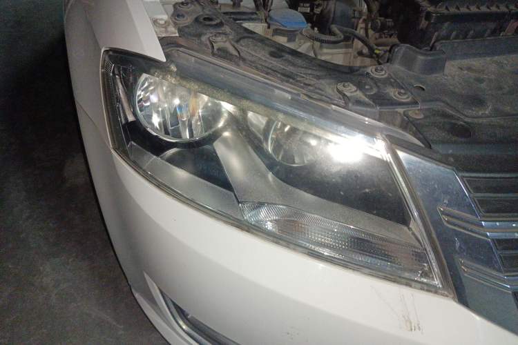 Used Volkswagen Gran Lavida 2013 1.6L Automatic Luxury Model
