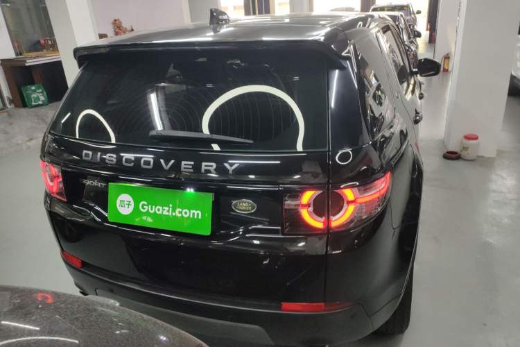 Used Land Rover Discovery Sport 2018 240 PS SE Version
