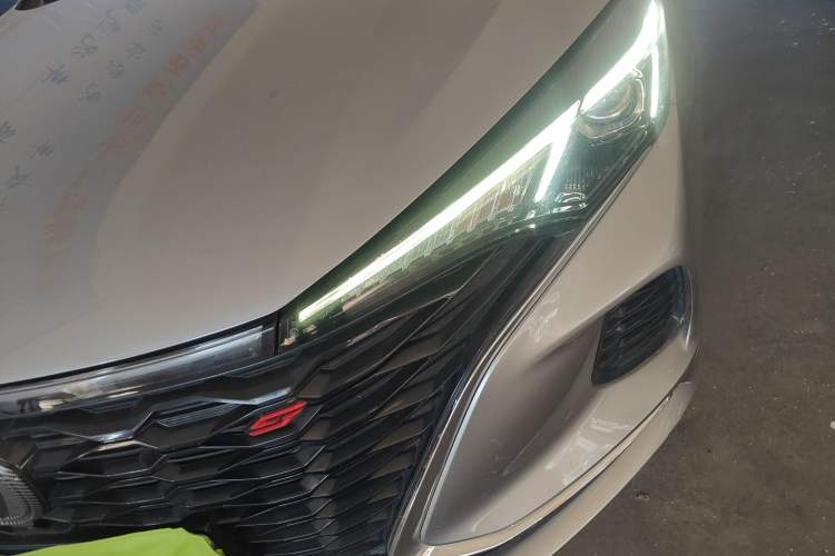 Used Changan Eado 2021 PLUS Blue Whale NE 1.4T GDI DCT Prestige Model
