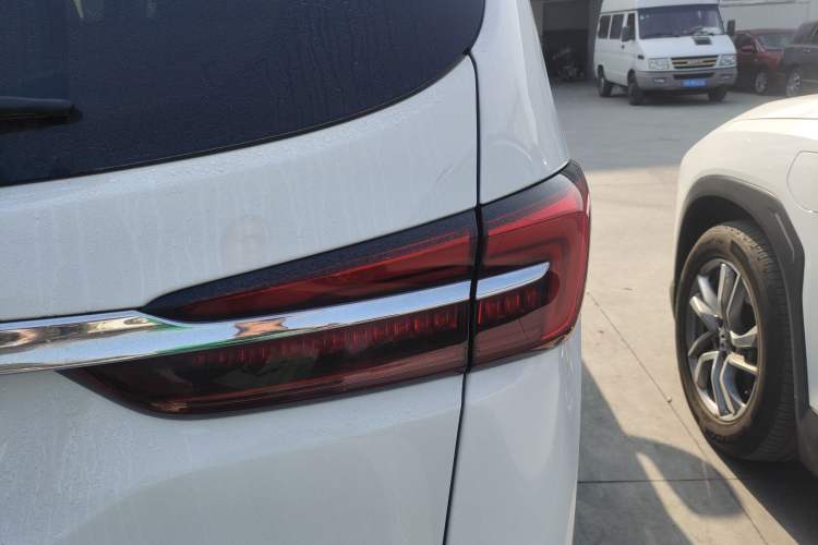 Used Buick GL8 2021 Land Cruiser Executive 652T Premium Model
