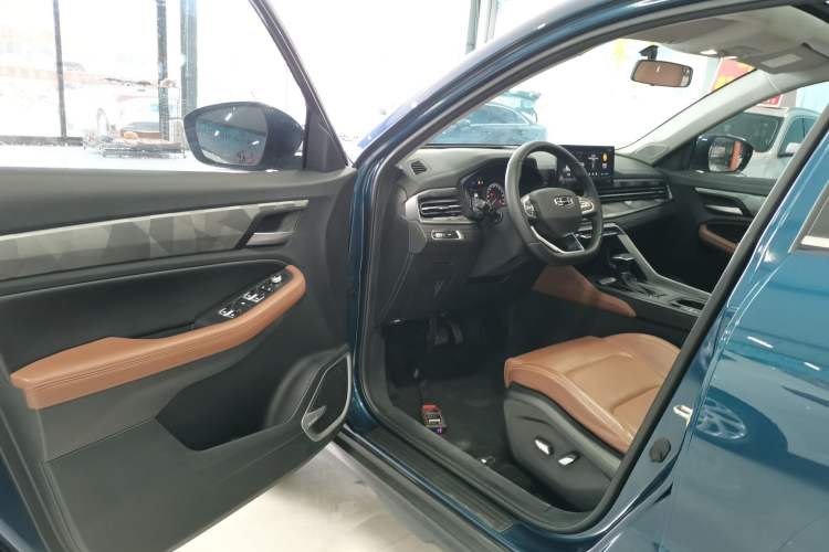 Used Geely Auto Vision X6 2021 PRO 1.4T Automatic Prestige Model