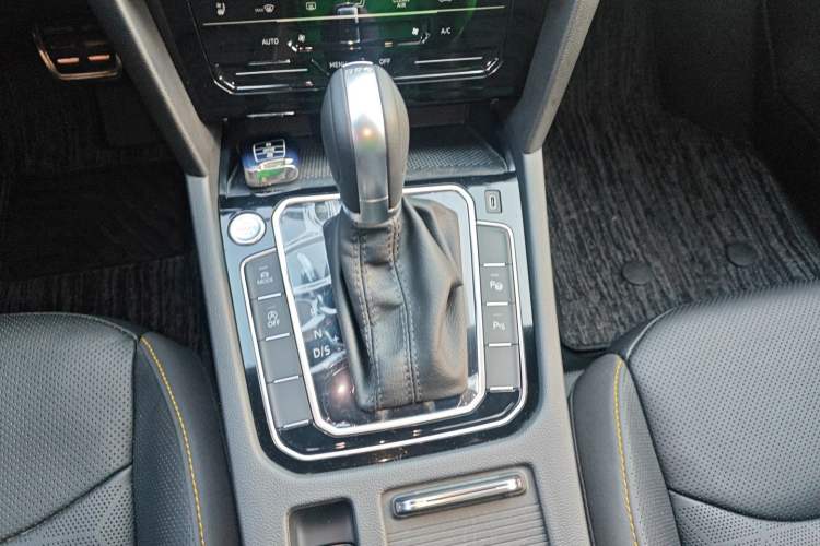 Used Volkswagen FAW-Volkswagen CC 2023 380TSI Striking Edition