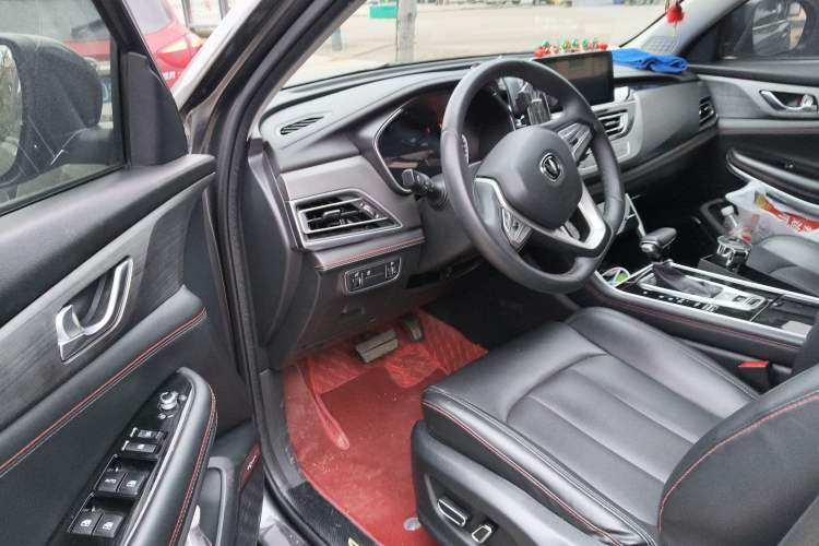 Used Changan CS75 2021 Honor Million Edition 280T DCT Prestige Model
