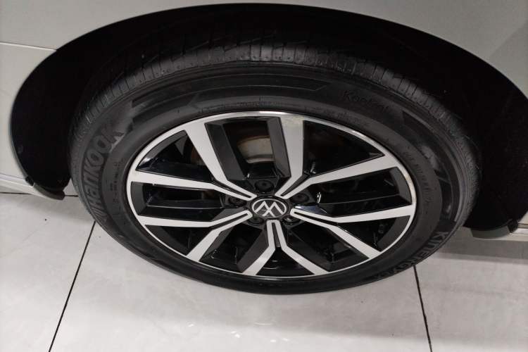 Used Volkswagen Magotan 2020 330TSI DSG Leading Model
