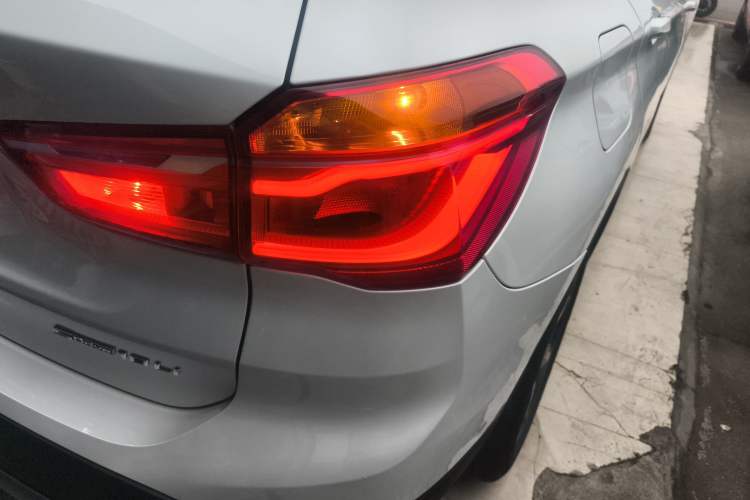 Used BMW X1 2018 sDrive18Li Luxury Model
