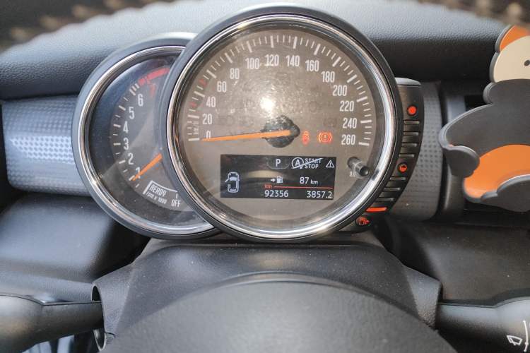 Used  MINI 2014 1.5T COOPER Fun