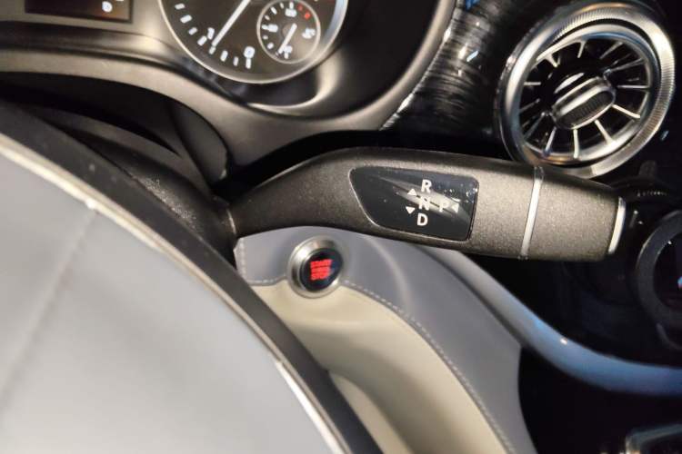 Used Mercedes-Benz Vito 2021 2.0T Business Version 7 Seats