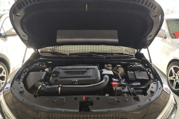 Used Buick LaCrosse 2025 28T Platinum Edition
