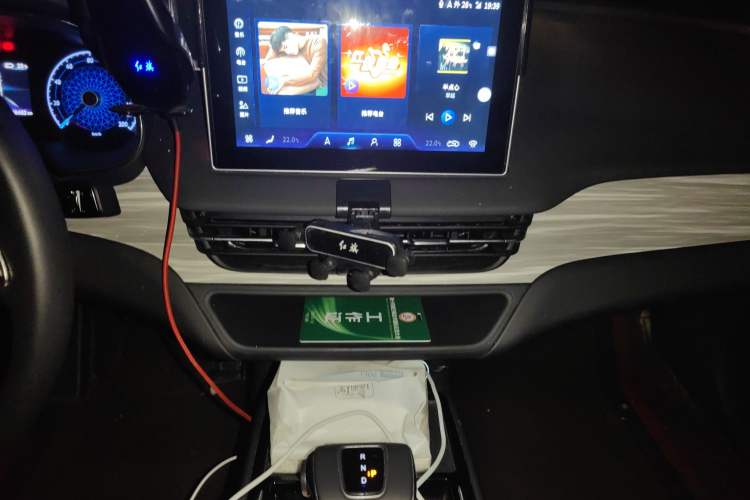 Used Hongqi E-QM5 2023 620km PLUS
