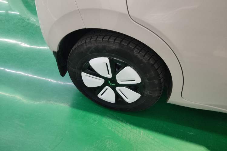 Used Wuling Hongguang MINIEV 2025 Four-Door Version Advanced Edition
