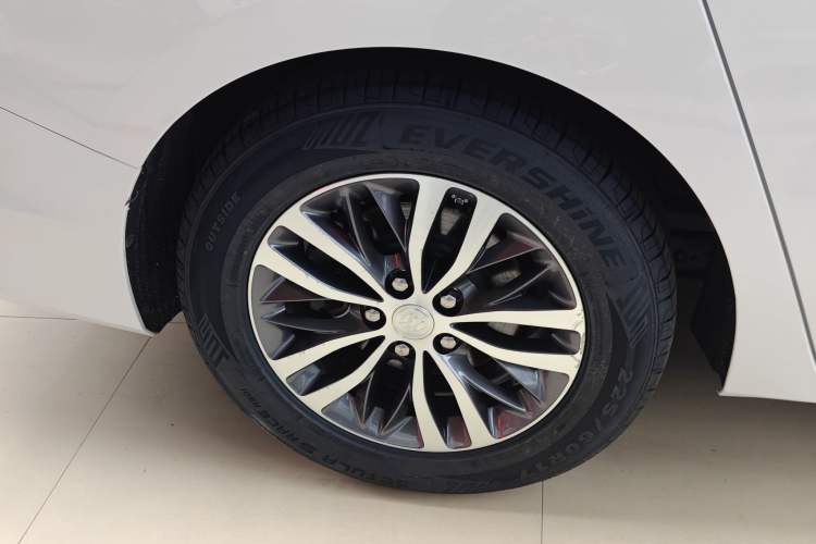 Used Buick GL8 2022 ES Landtrek 653T Comfort Edition
