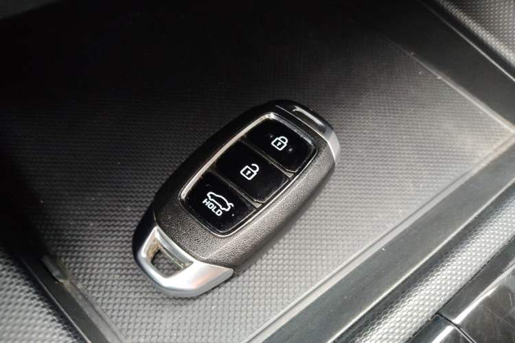 Used Hyundai Elantra 2022 1.5L CVT GLX Elite Edition