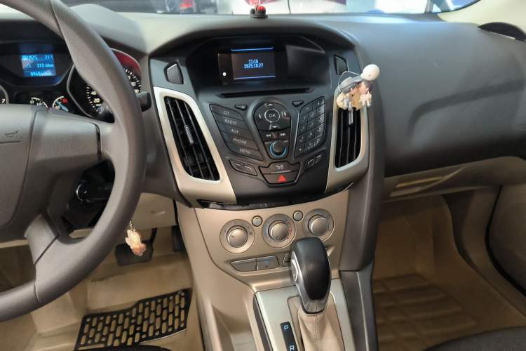 Used Ford Focus 2012 Sedan 1.6L Automatic Comfort Model
